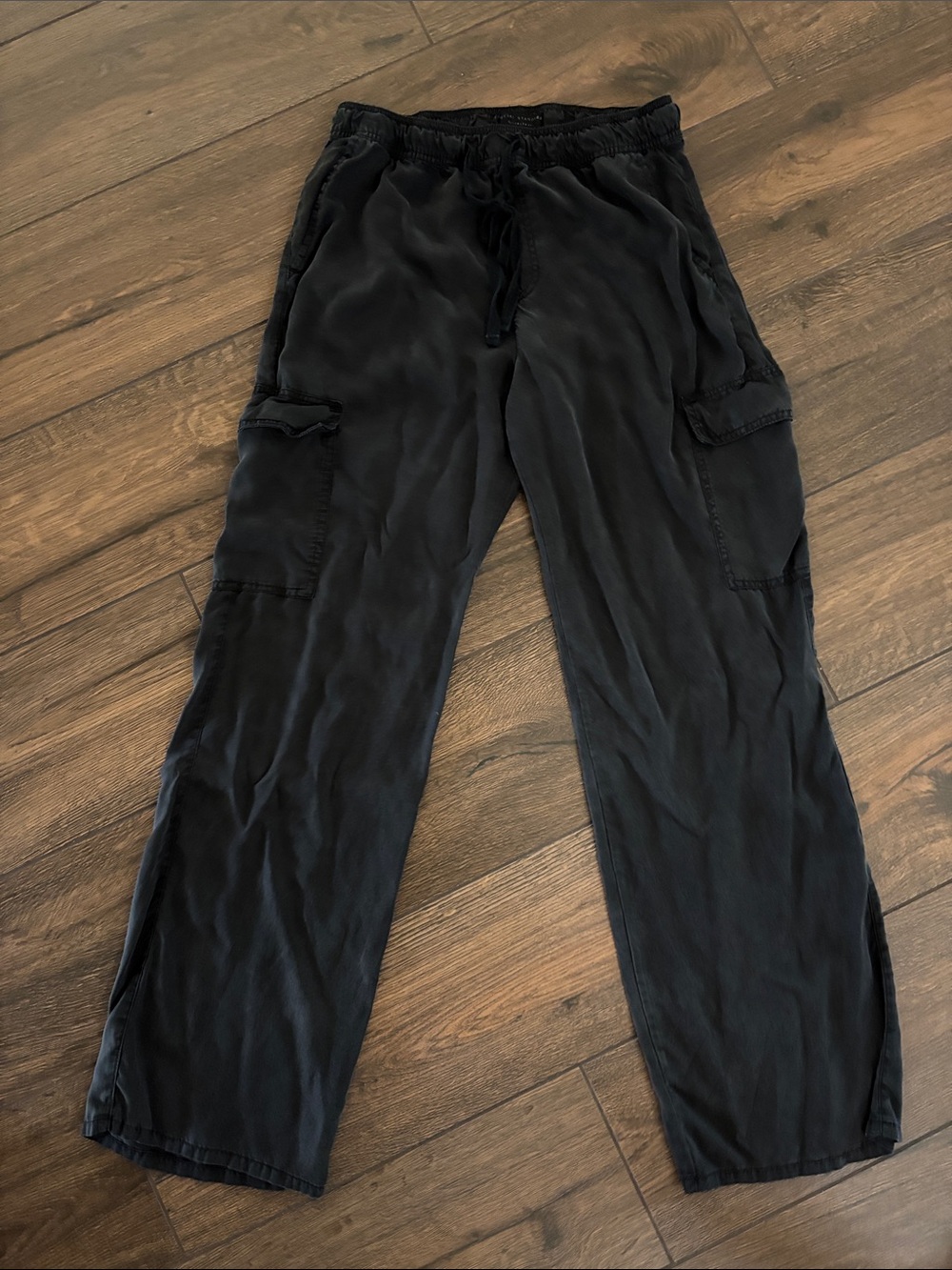 Women’s Comfy Black Tencel Cargo Pants